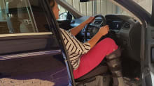 Is it illegal to drive with a broken leg or foot? Is it illegal to drive with a broken leg or foot?