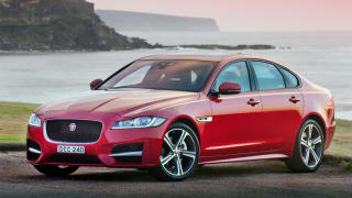 Jaguar XE, XF, F-Pace 2017 score new Ingenium petrol engine