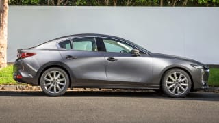 Mazda 3 sedan 2019 pricing and specs confirmed