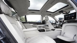2015 BMW 7 Series redefines the meaning of luxury