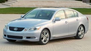 Lexus GS450h practically drives itself