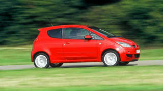 Mitsubishi recalls 300 Colts