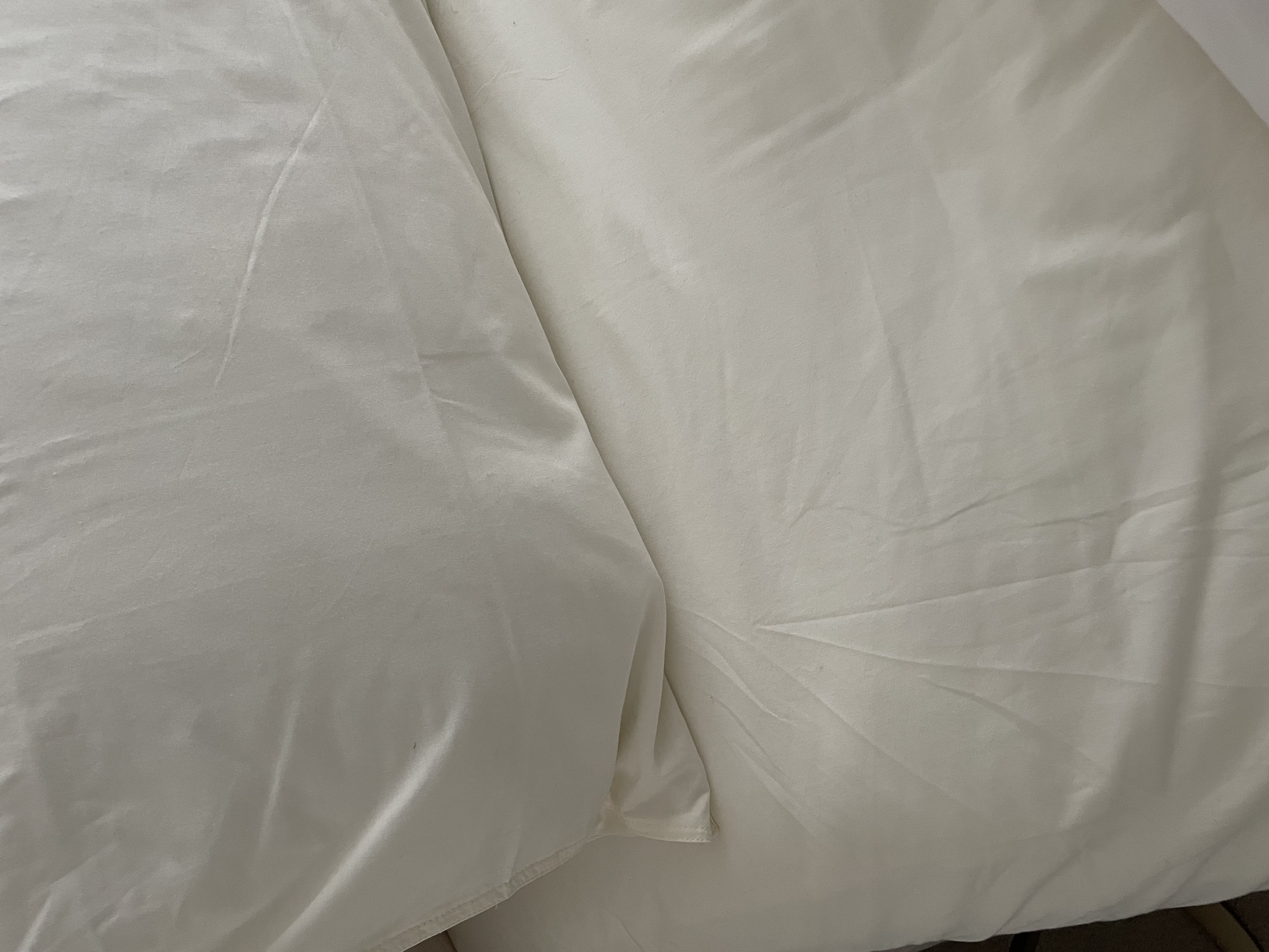 Super smooth fitted sheet