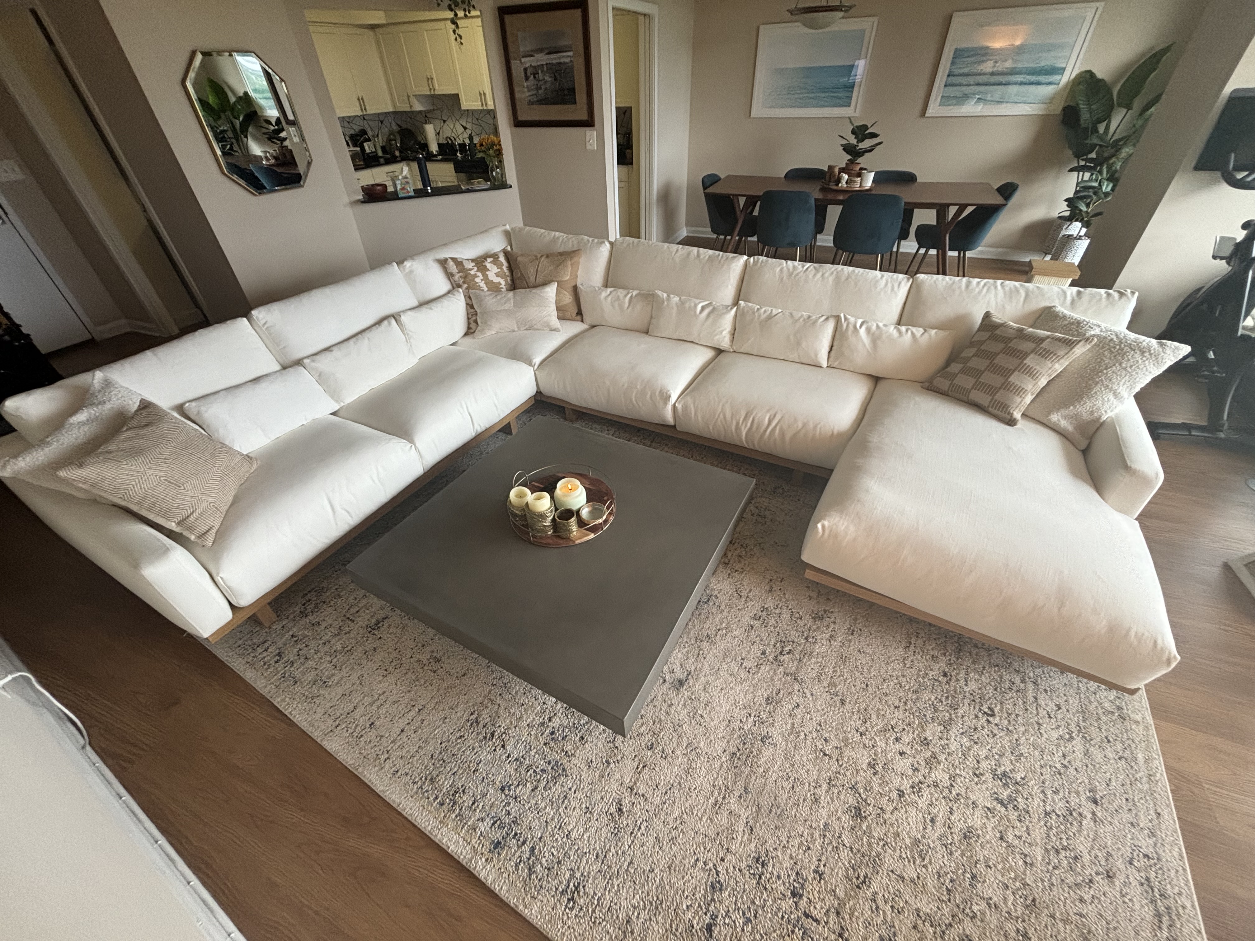Perfect sectional sofa-love!