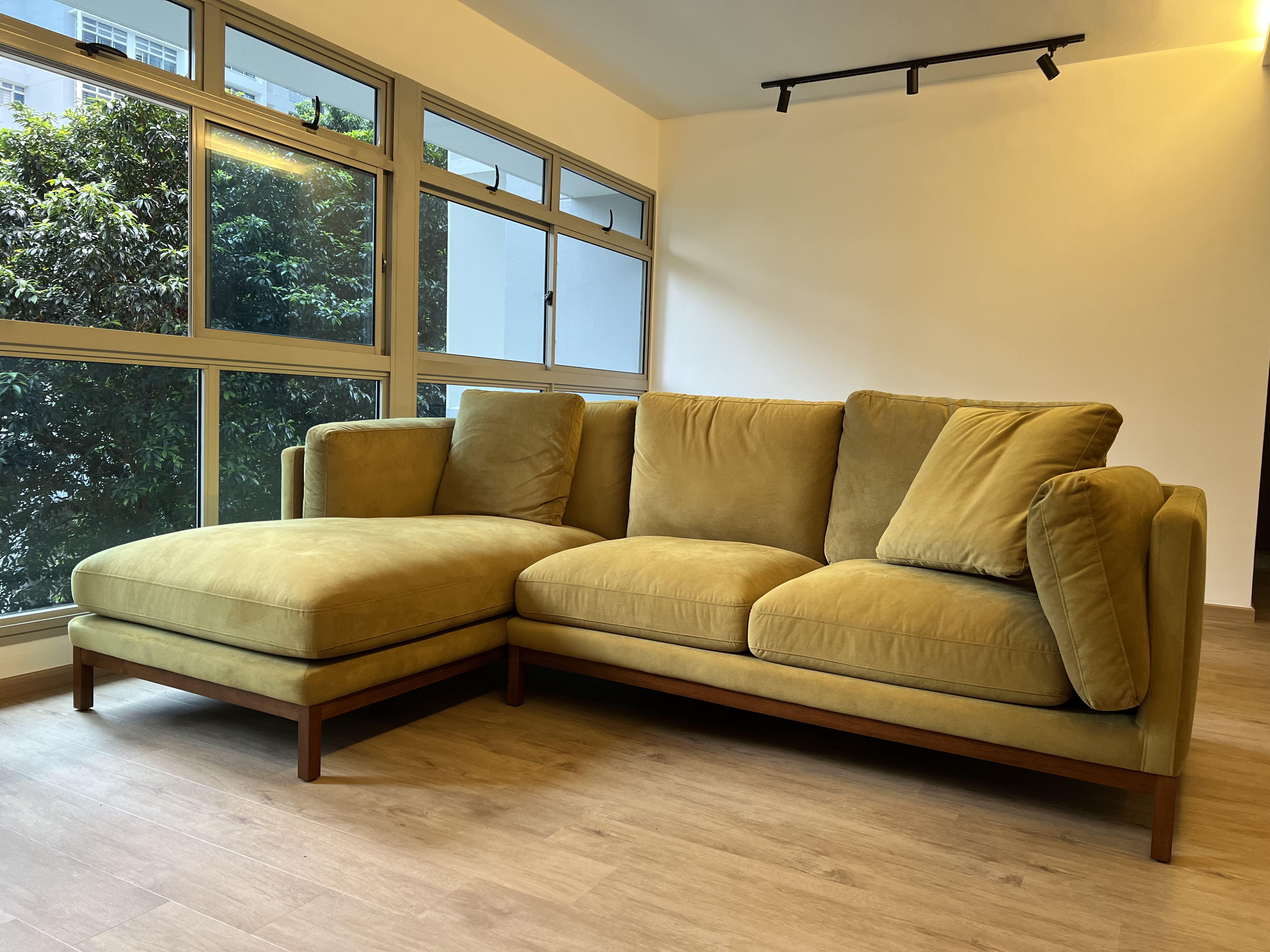 Owen Chaise Sectional Sofa, Walnut