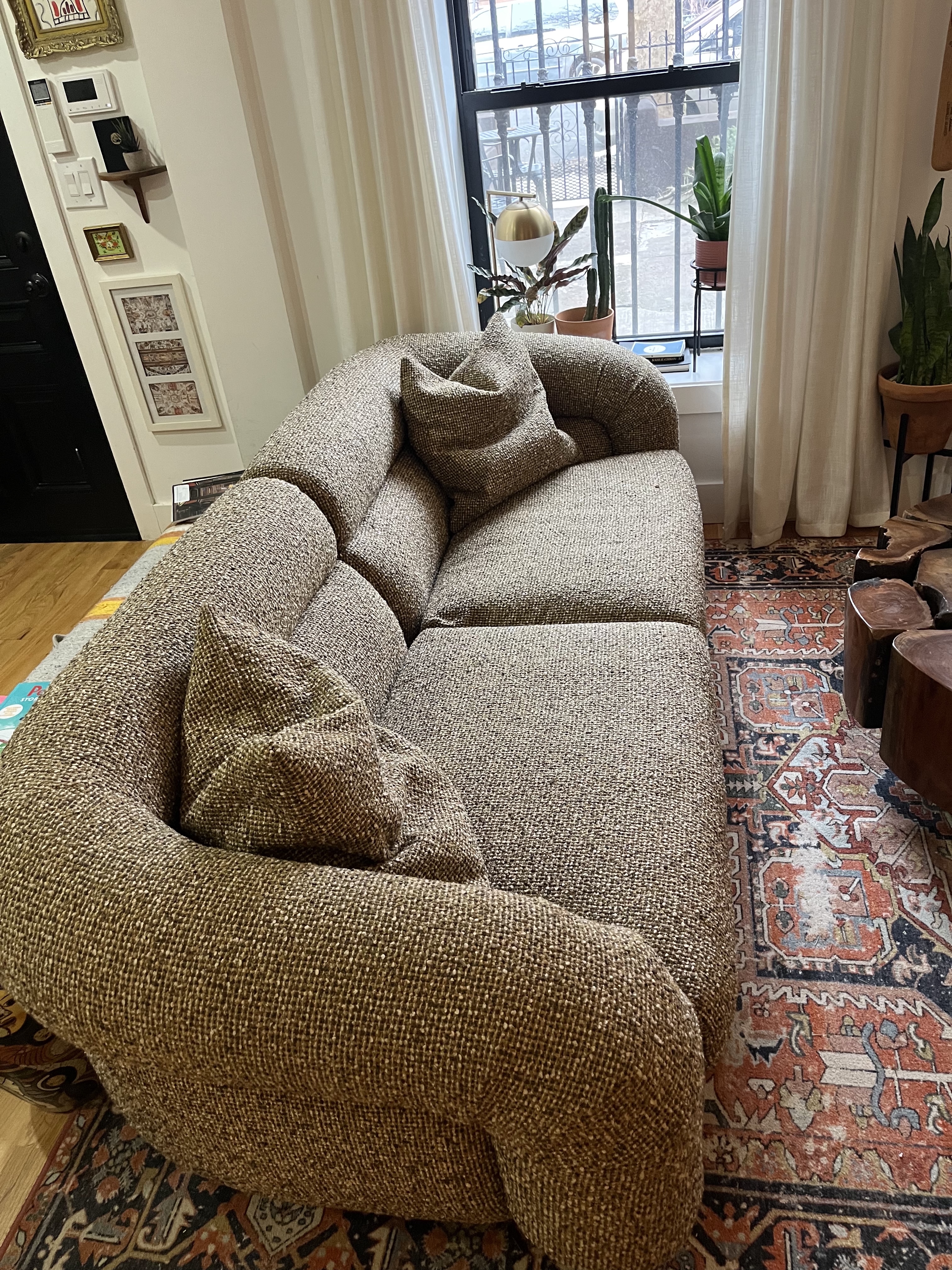 AMAZING Sofa