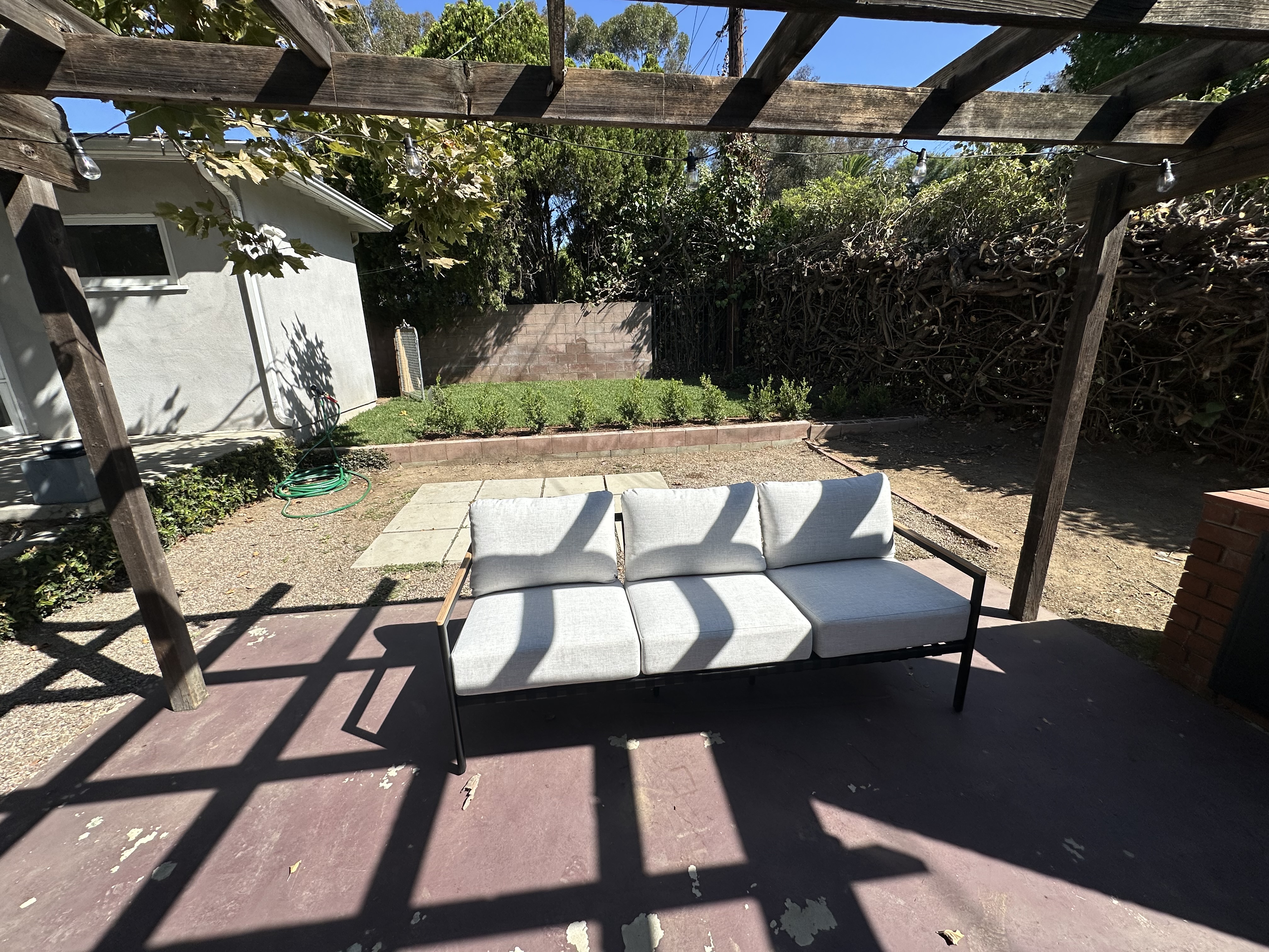 Looks great but firm cushions