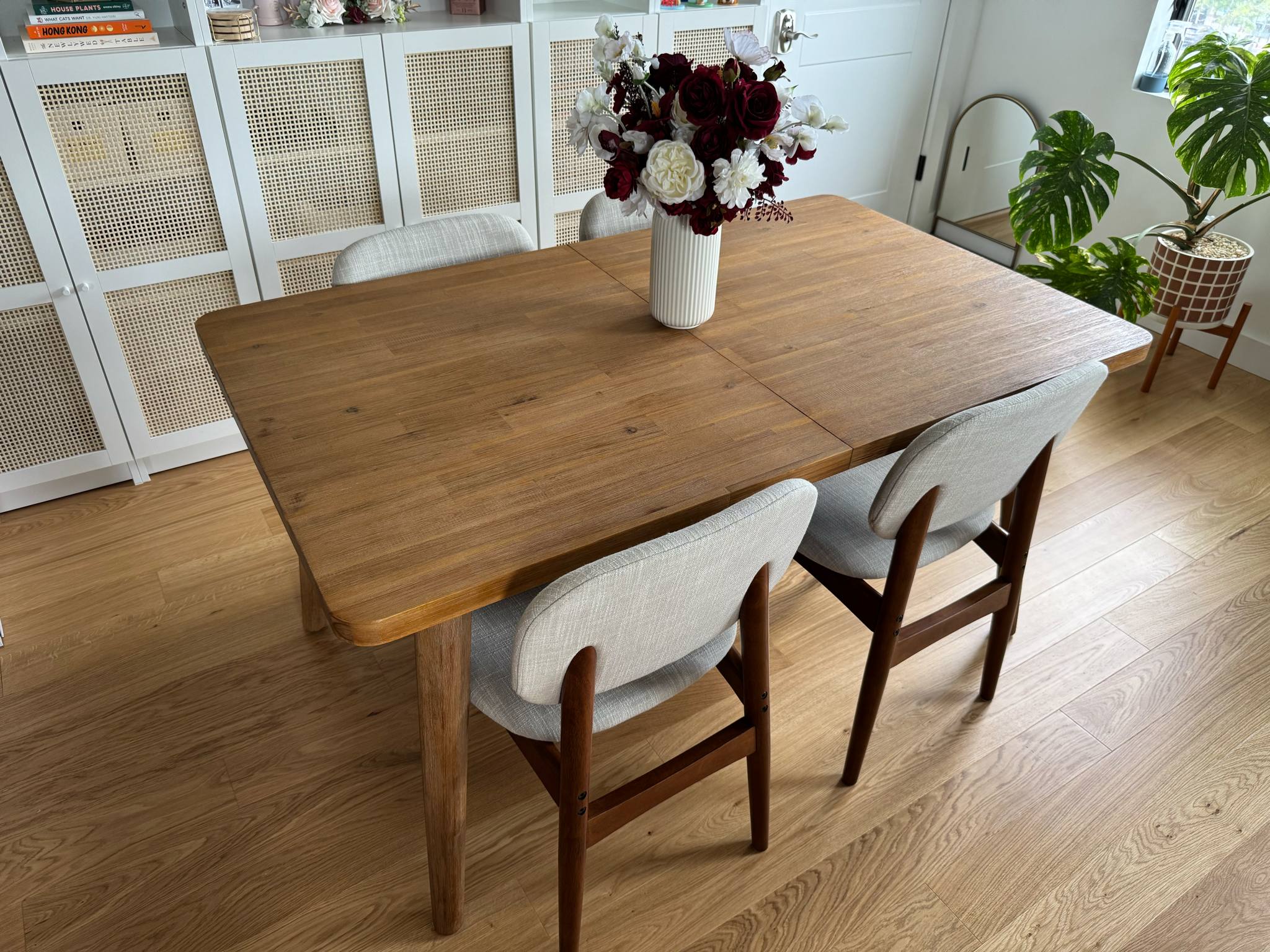 Very Comfortable & Easy to Assemble