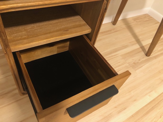 Gorgeous Desk!
