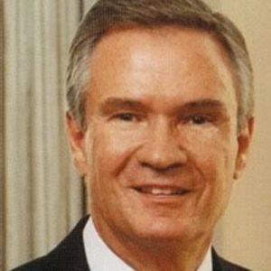 Profile picture of Senator John Breaux