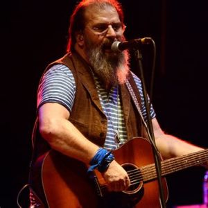 Profile picture of Steve Earle