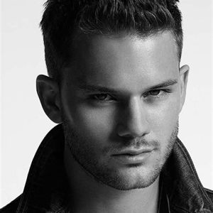 Profile picture of Jeremy Irvine