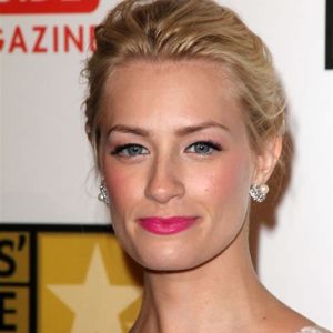 Profile picture of Beth Behrs