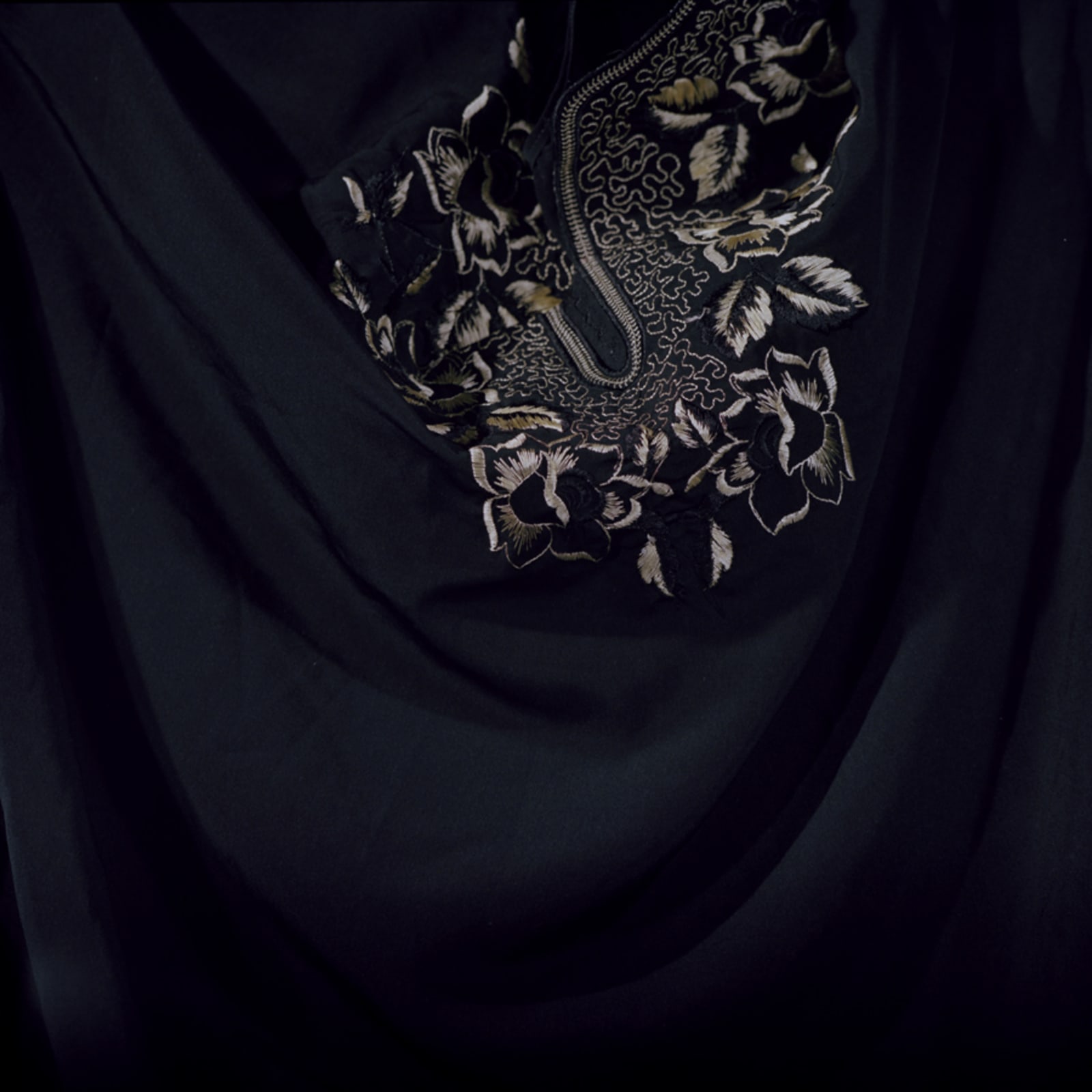 ROPA CUADRADA - charlotte el moussaed