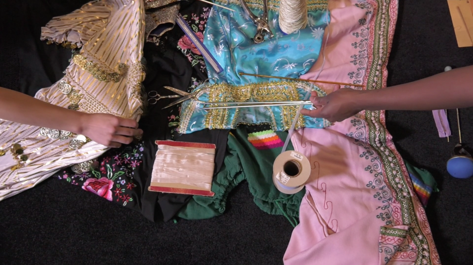 CAPTURES VIDEOS - charlotte el moussaed