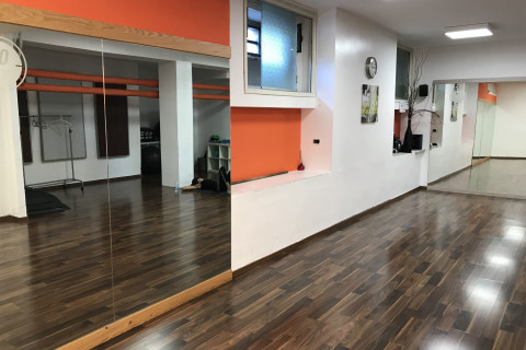 gallery visual content