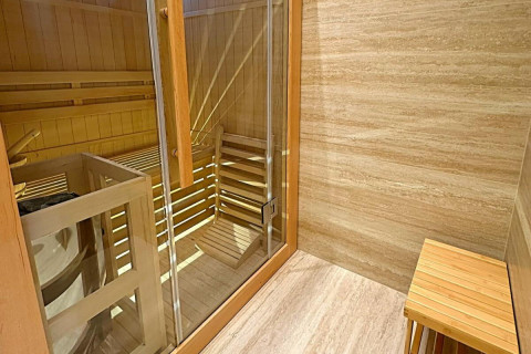 gallery visual content
