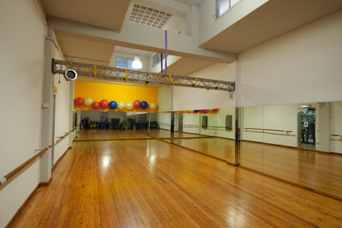 gallery visual content
