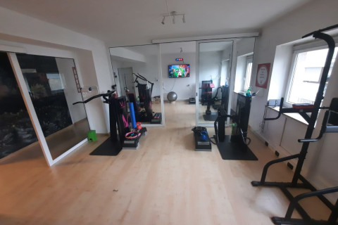 gallery visual content
