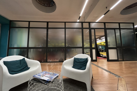 gallery visual content