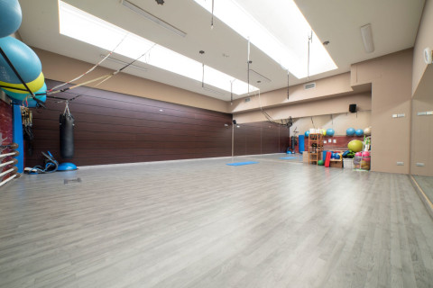 gallery visual content