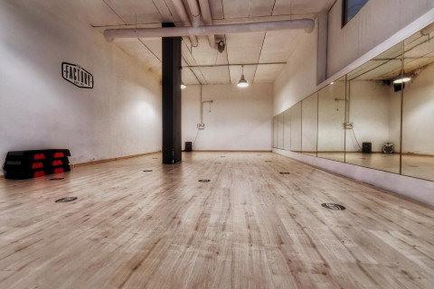 gallery visual content