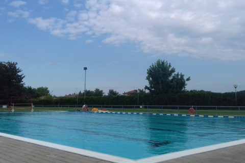Piscina di Podenzano