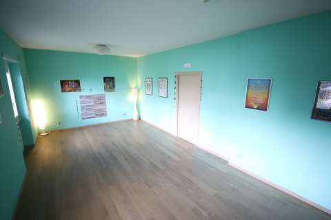 gallery visual content