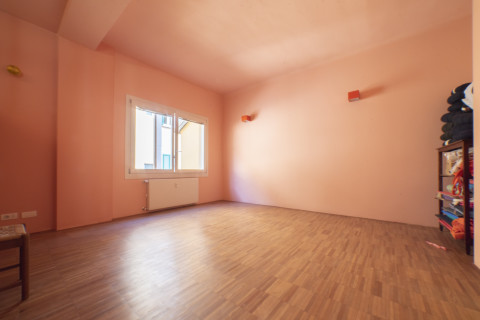 gallery visual content