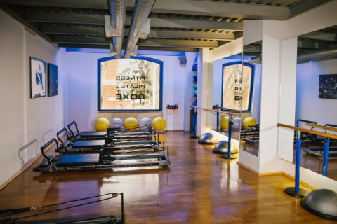 gallery visual content