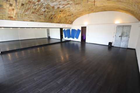 gallery visual content