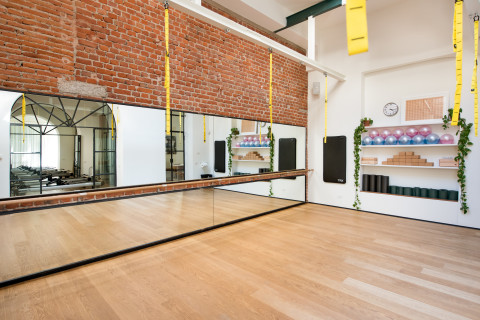 gallery visual content