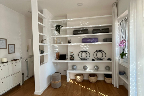 gallery visual content