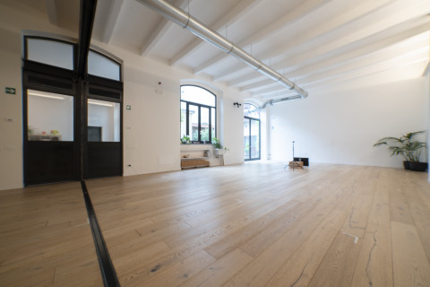gallery visual content