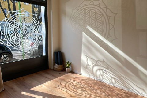 gallery visual content