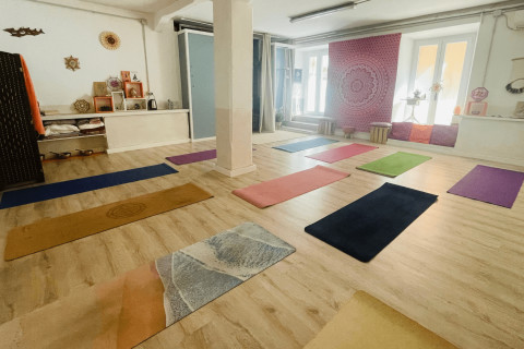 gallery visual content