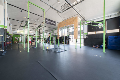 Street Gorilla Gym