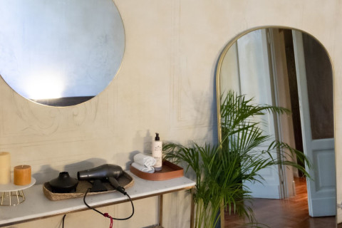 gallery visual content