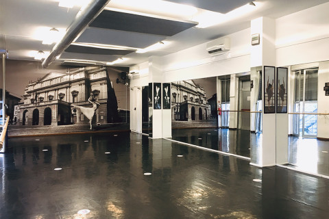gallery visual content
