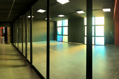 gallery visual content