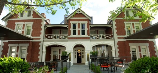 $25 Quick Lunch at The Terrace Hotel