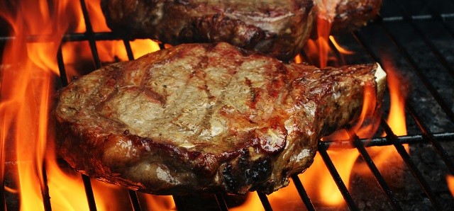 $17 Chewsday Steak at Hyde Park Hotel