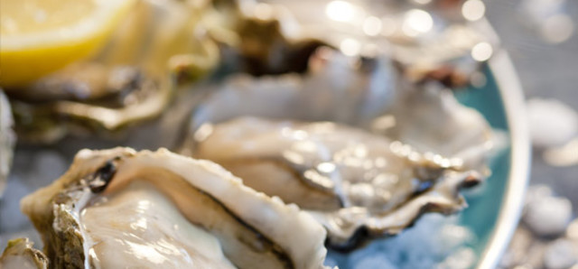 $6 For 6 Oysters at Greenwood Hotel