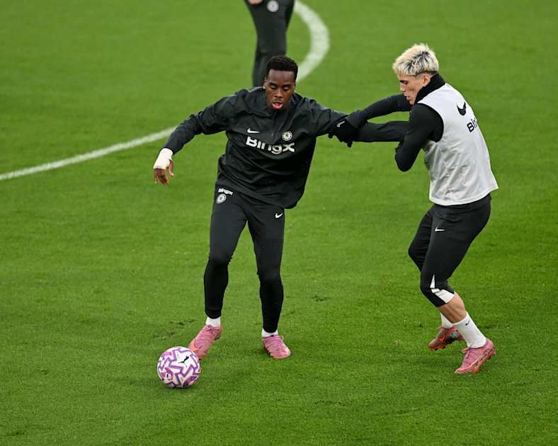 Enzo Maresca on Tottenham test and left-wing options | News | Official Site - Chelsea Football Club