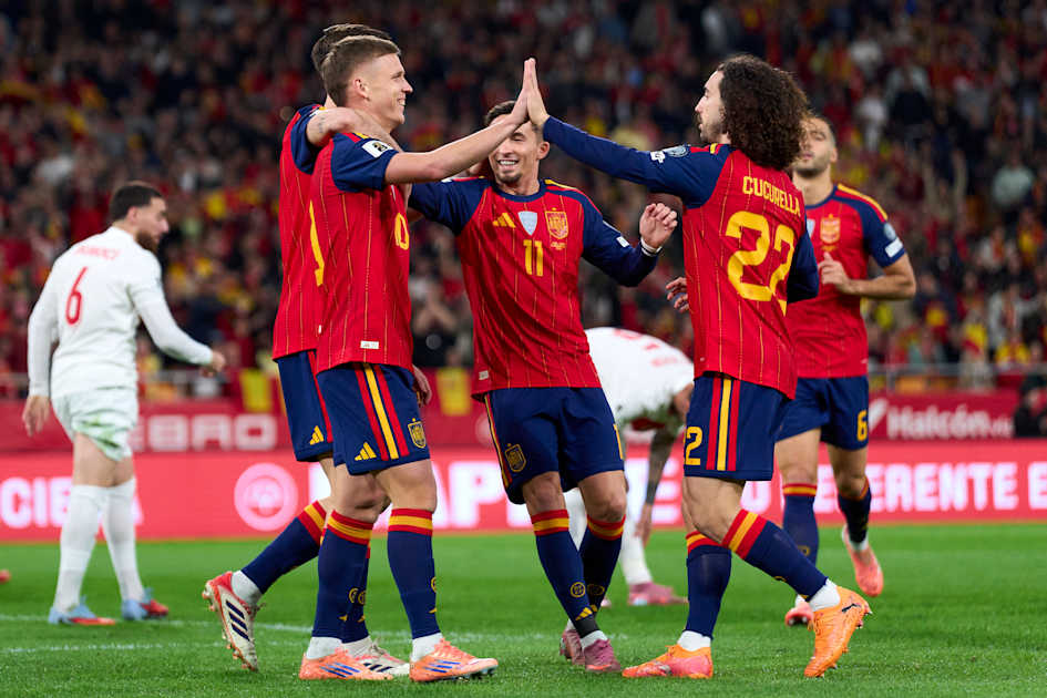 Länderspiele: Spanien qualifiziert sich für die WM, Estevao trifft