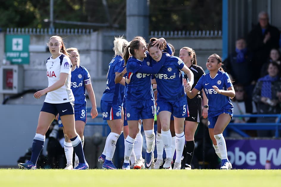 Analysis: Compact Blues attack wears down stubborn Spurs | News | Official Site - Chelsea official site