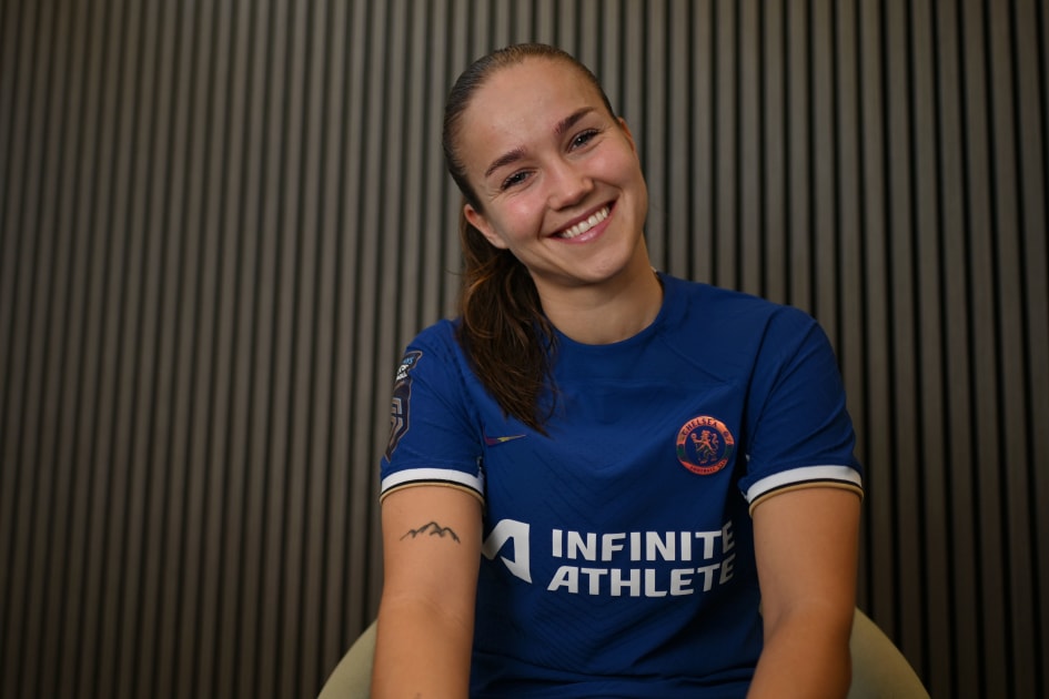 Reiten signs new deal with Chelsea! News Official Site Chelsea