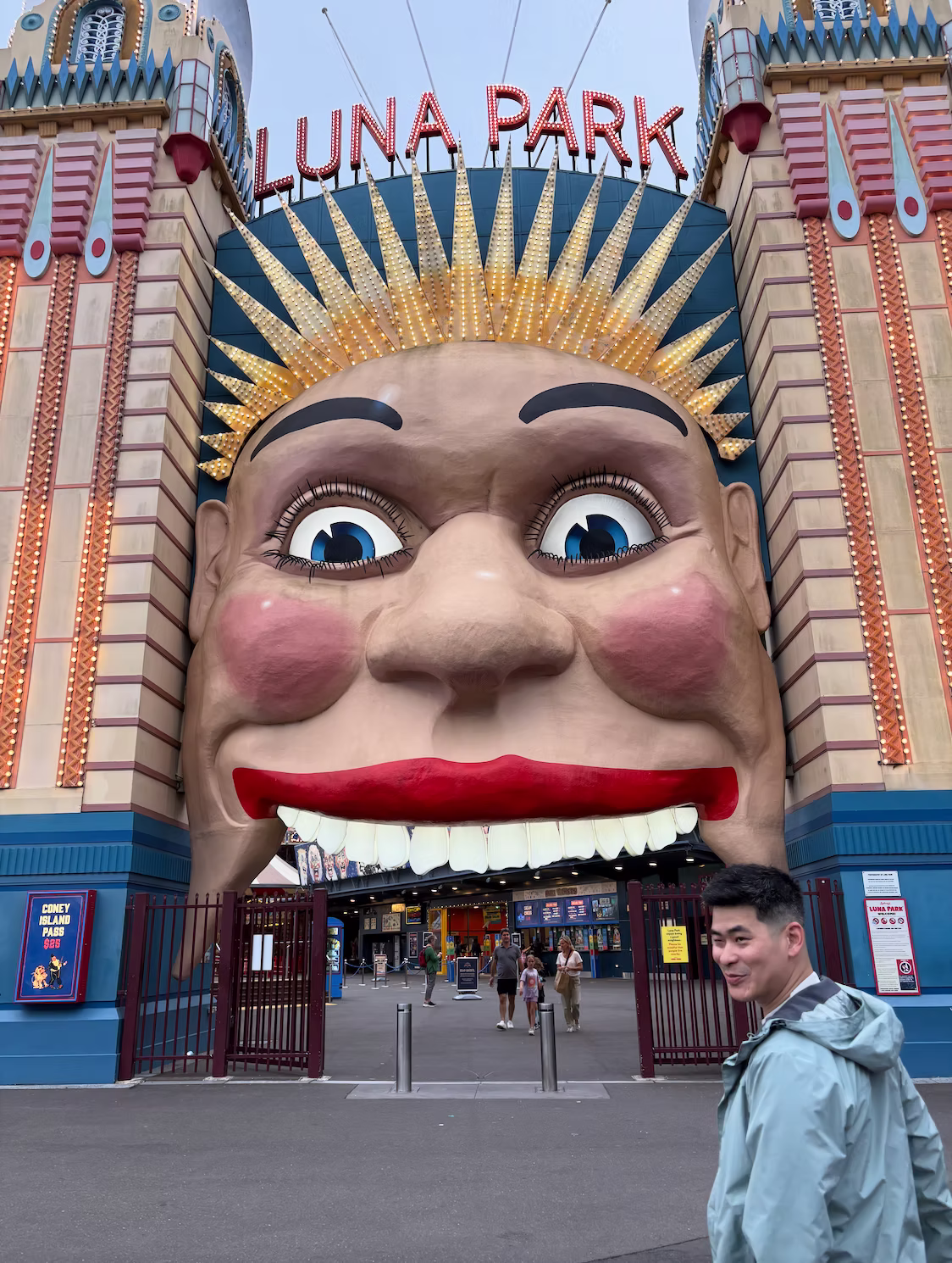 Luna Park Entrance