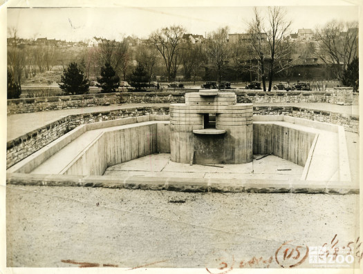 1939 - Sea Lion Pool Nearing Completion