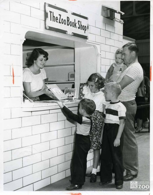 1950 - Zoo Book Shop